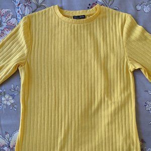NWOT Zara Yellow Ribbed Tee